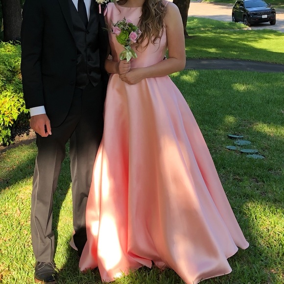 Altered size 10 pink prom dress. - Picture 8 of 8
